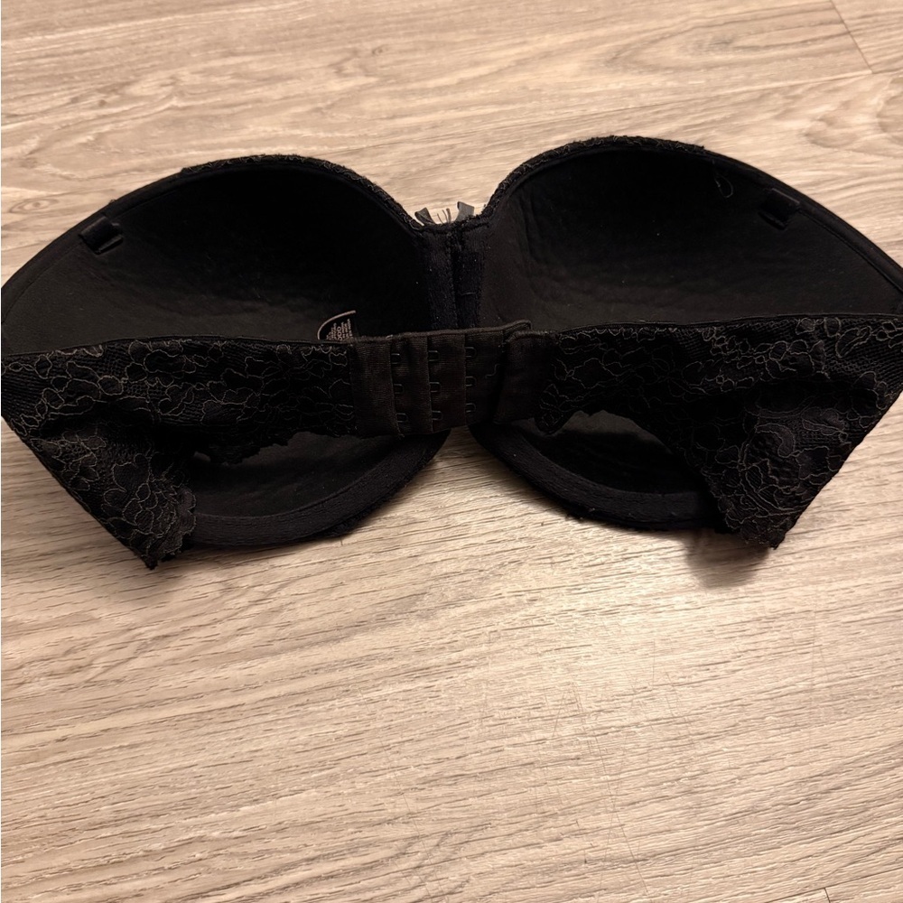 Victoria's Secret Black Lace Bra - Picture 2 of 5